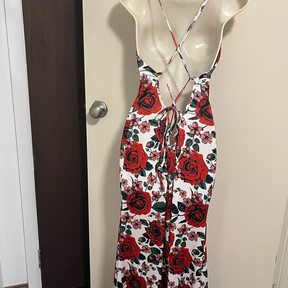 Commense Red and Green floral spaghetti Strapl Bodycon Dress - Picture 4 of 12